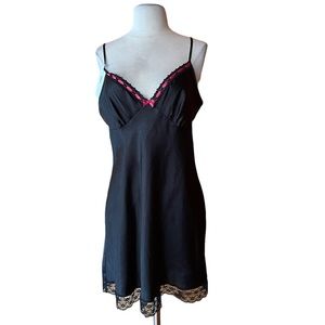 Apt 9‎ Black Nightie
